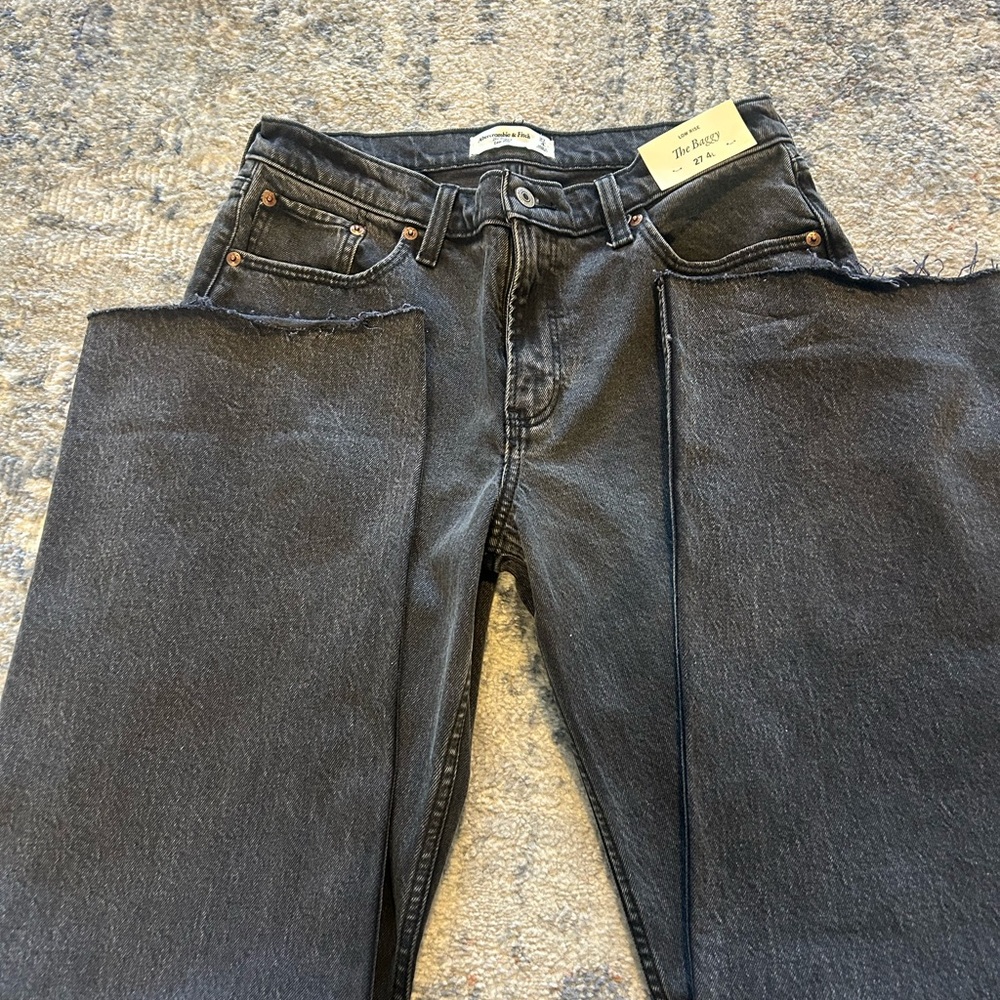 Abercrombie & Fitch Low Baggy Jean